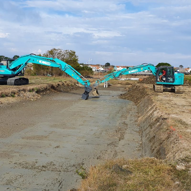 pelle kobelco chognot travaux